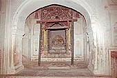 Orchha - Lakshmi Narayan Mandir Temple